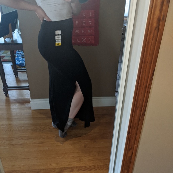 Black Maxi Skirt - Picture 1 of 3